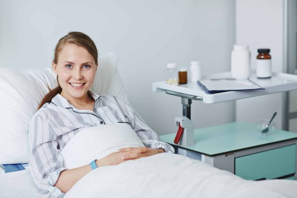 Quelles stratégies nutritionnelles adopter pour optimiser la récupération musculaire après un marathon ?